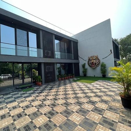 Stayhaven Starmount 4Bhk & Pool Bombay Esterno foto