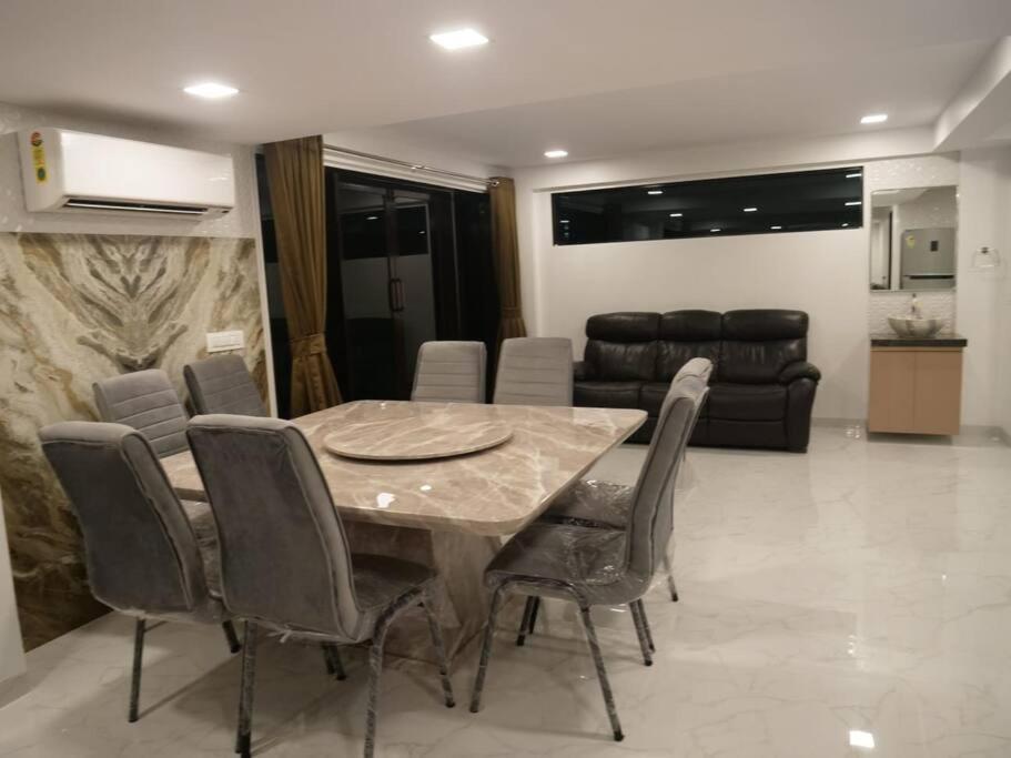 Stayhaven Starmount 4Bhk & Pool Bombay Esterno foto