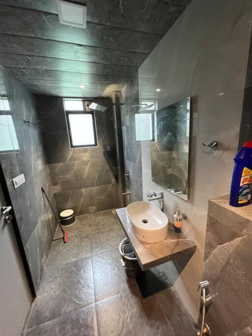 Stayhaven Starmount 4Bhk & Pool Bombay Esterno foto
