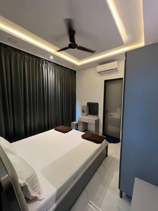 Stayhaven Starmount 4Bhk & Pool Bombay Esterno foto