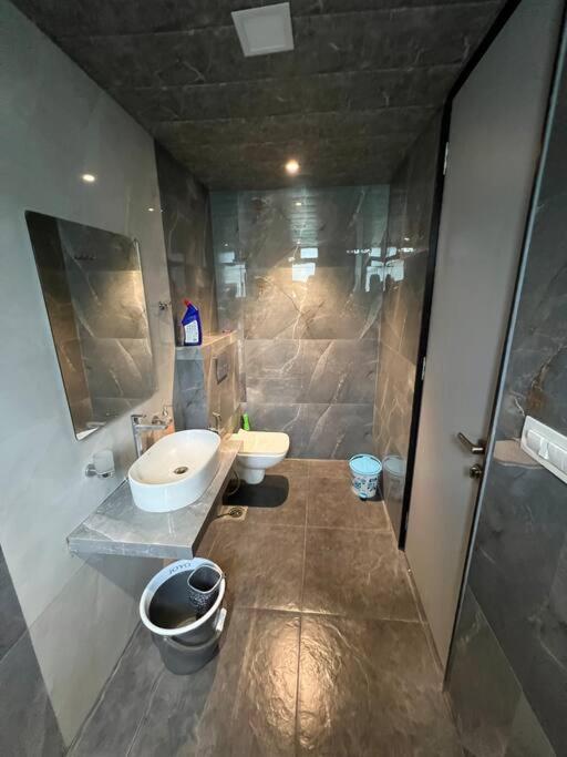 Stayhaven Starmount 4Bhk & Pool Bombay Esterno foto