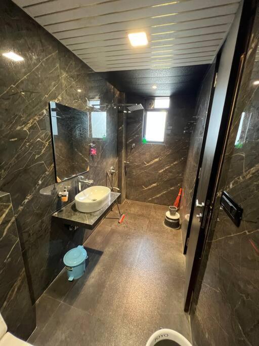 Stayhaven Starmount 4Bhk & Pool Bombay Esterno foto
